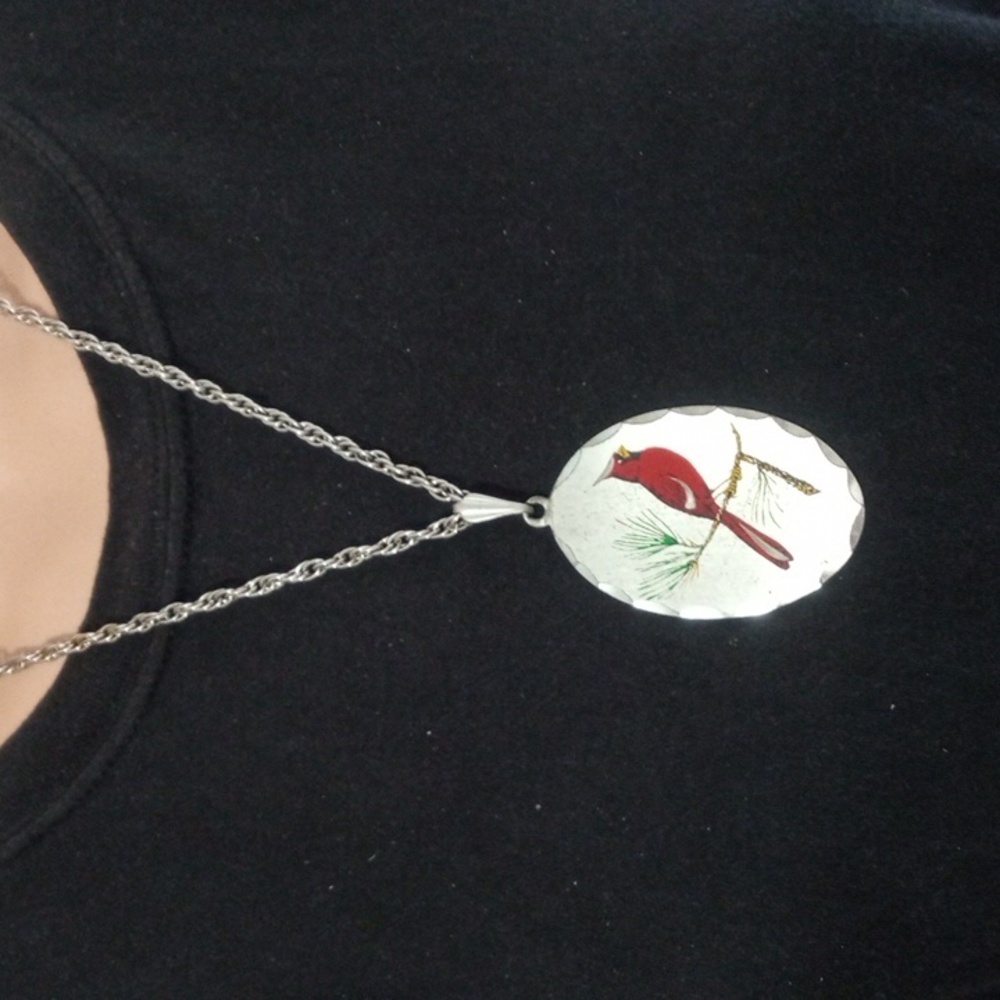 Cardinal Pendant Necklace 22-in Vintage Made Of Pewter